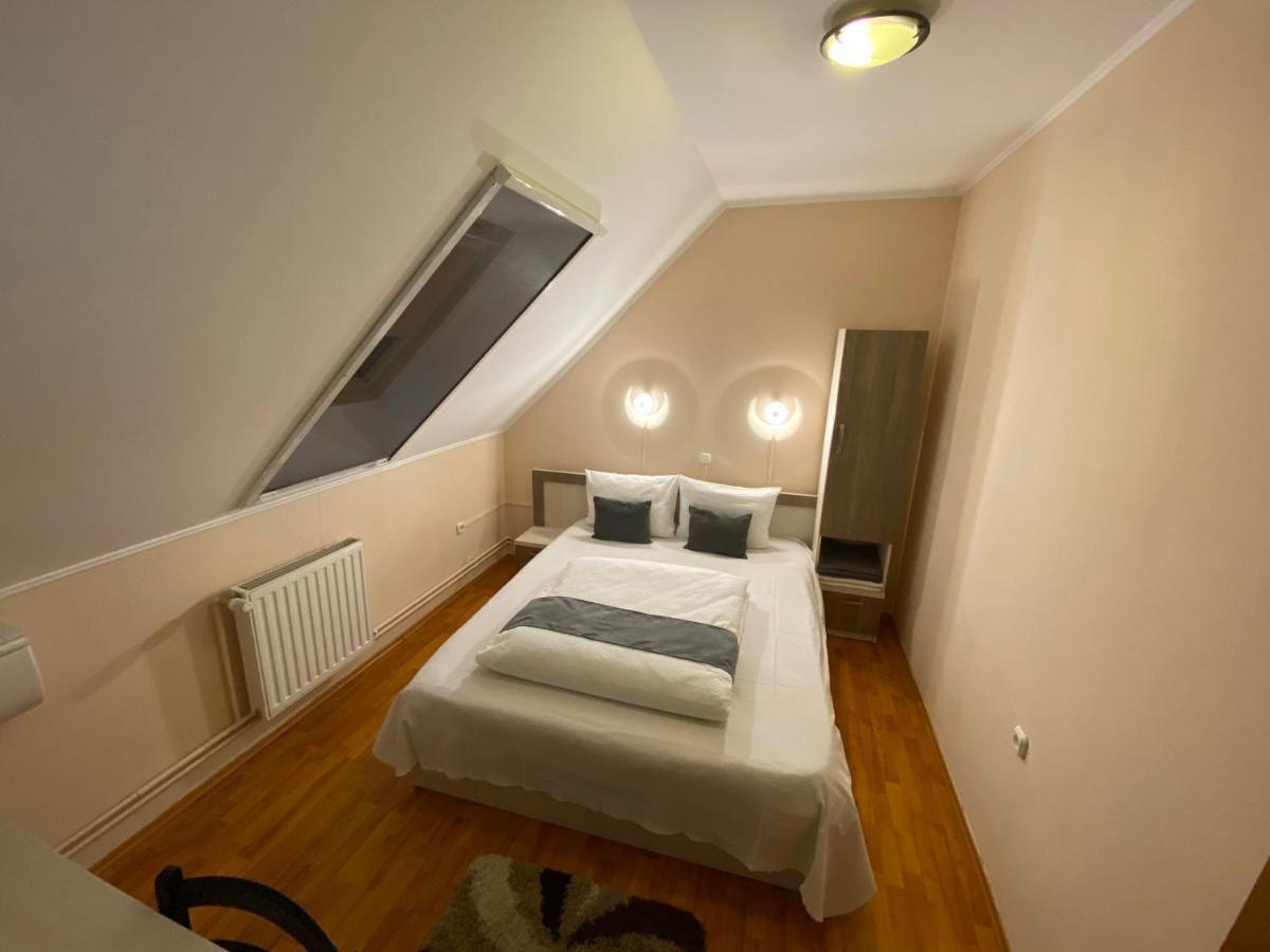 Vila Eszter Hotel Sovata Bagian luar foto