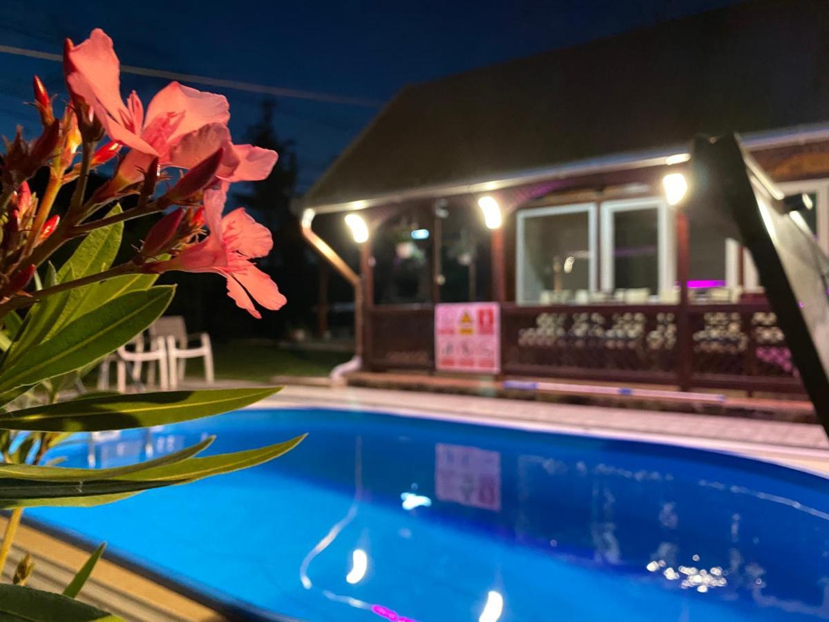 Vila Eszter Hotel Sovata Bagian luar foto