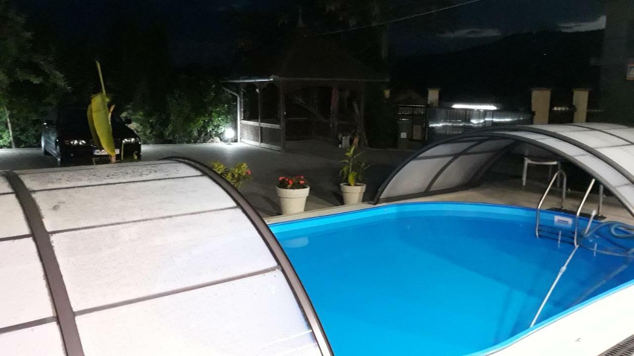 Vila Eszter Hotel Sovata Bagian luar foto